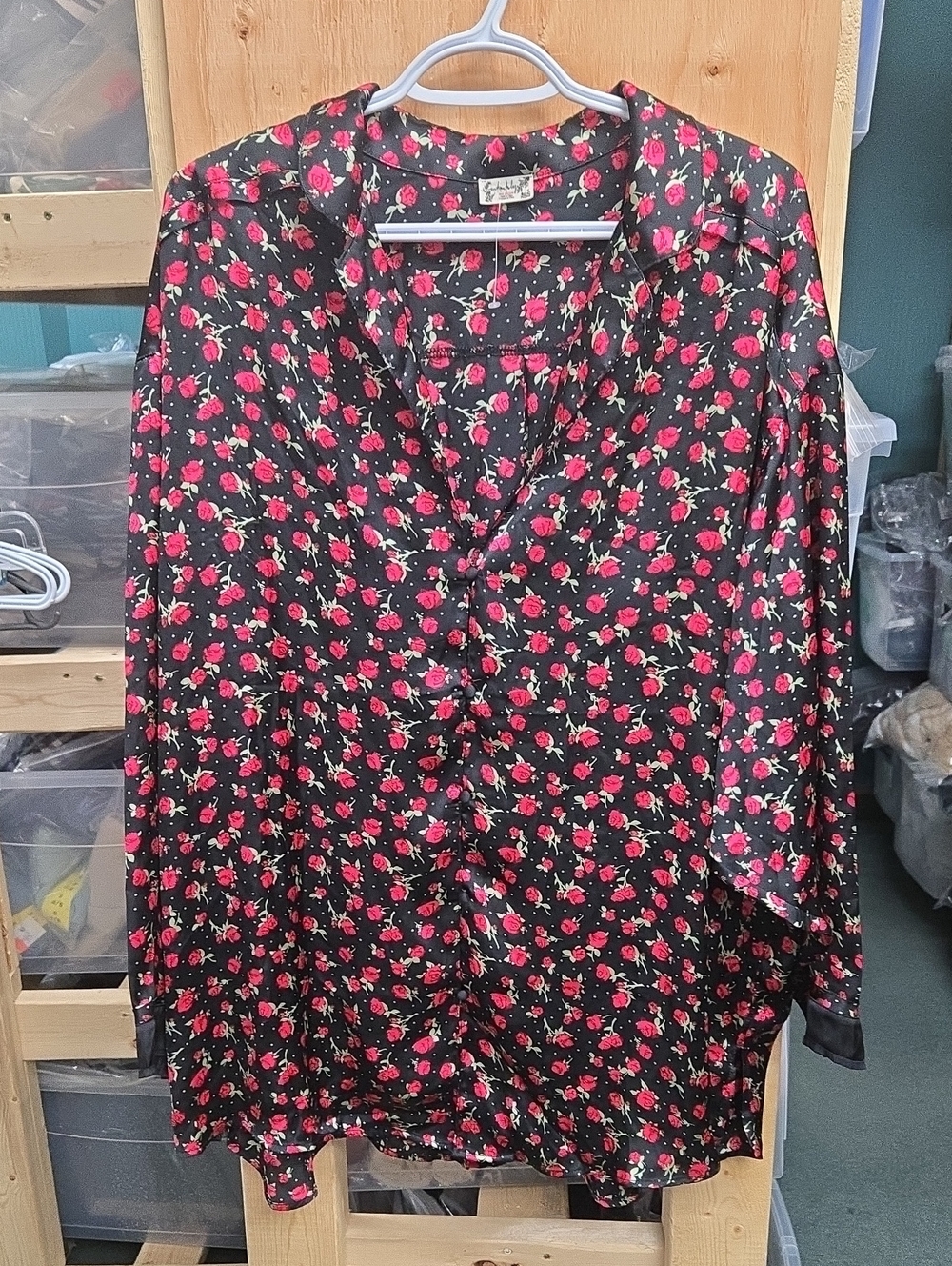 Intimately Free People Size XL Black Rose Print Lightweight Silky Blouse